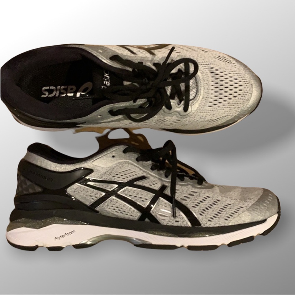 asics lightweight running shoes